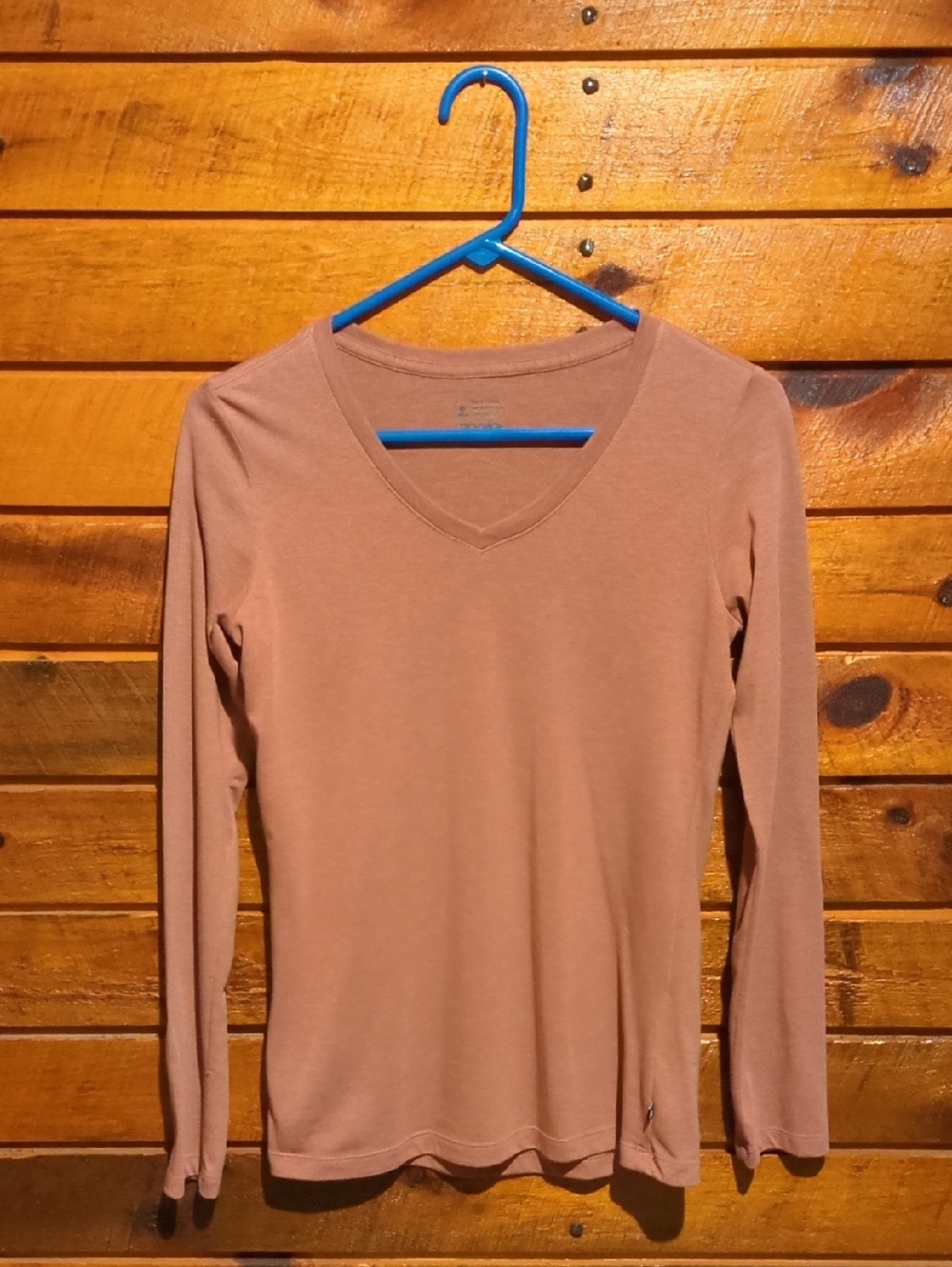 Eastern Mountain Sports Women's Long-Sleeve Top in Dusty Rose